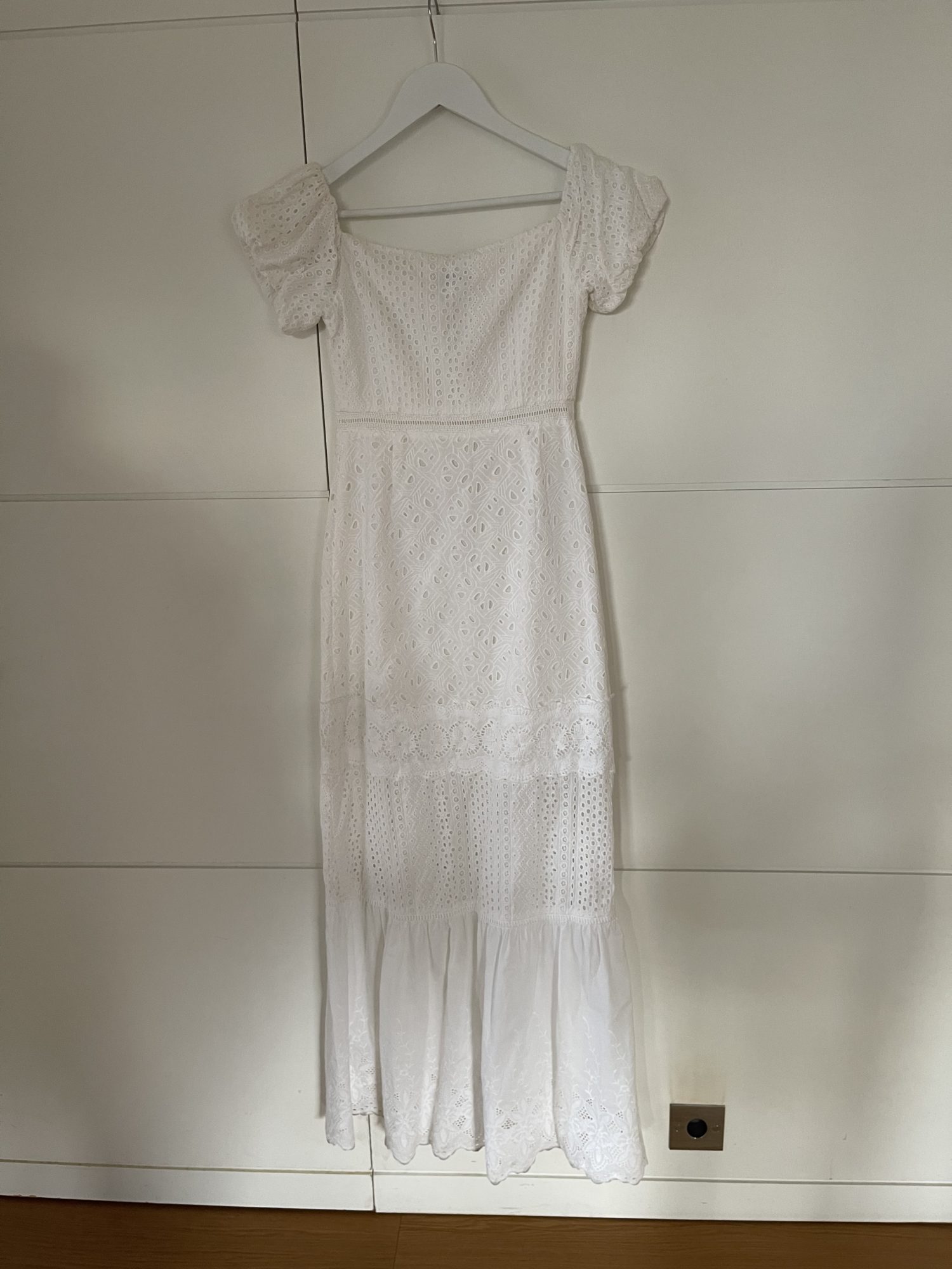 True Decadence White Broderie Anglaise Maxi Dress – StyleSwap