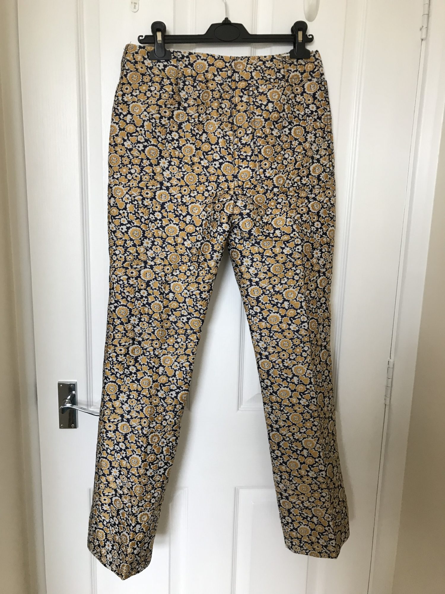 Malene Birger Ditsy Floral Trousers – StyleSwap