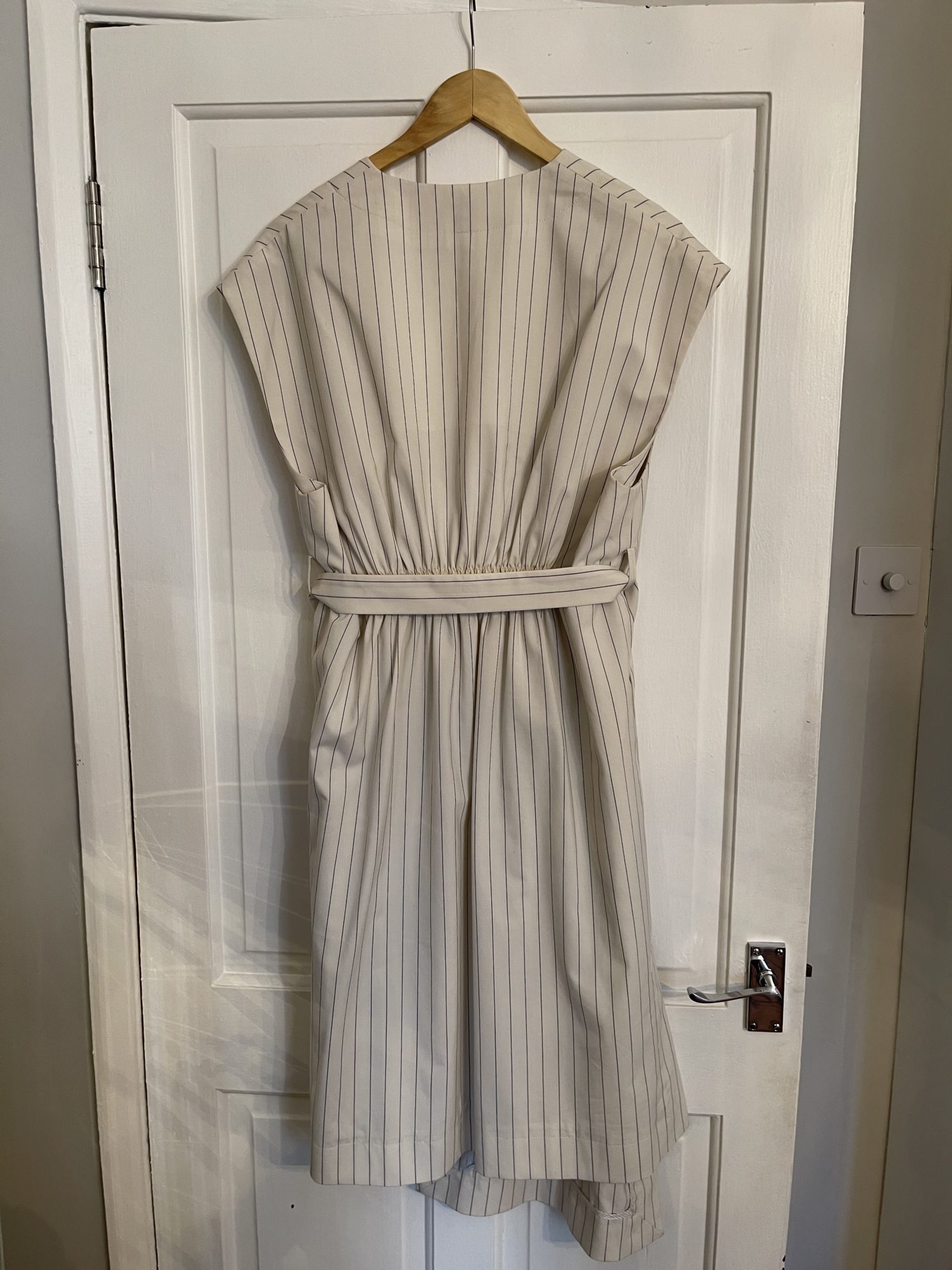 Baum and Pferdgarten beige striped dress – StyleSwap