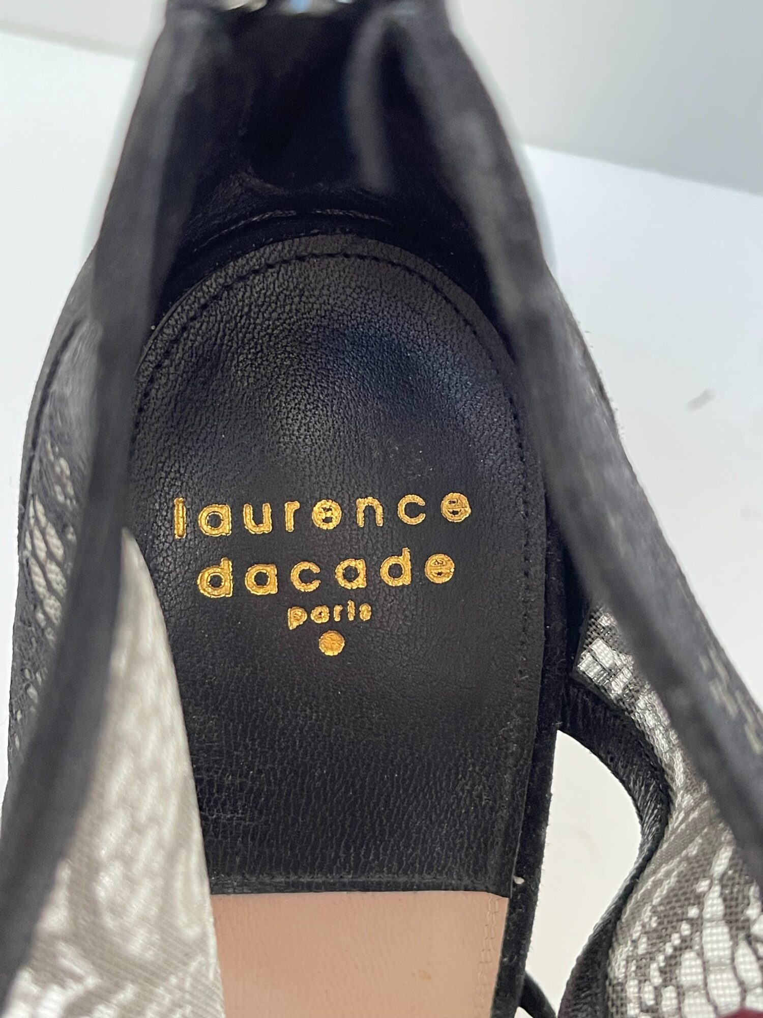Laurence Decade Black Lace Heels – StyleSwap